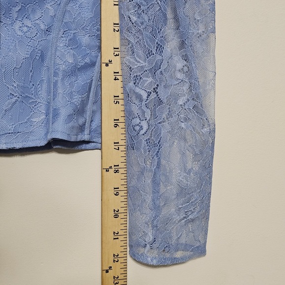 Chelsea & Violet Women Top Size 4 Blue Lace Sweetheart Neck Long Sleeves New 336 - Picture 3 of 9
